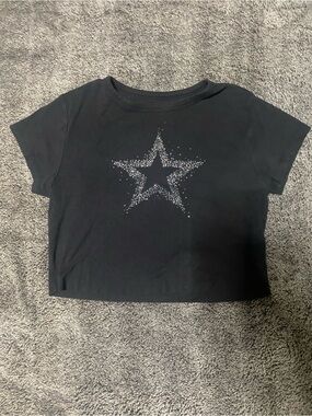 Social Collision Short-Sleeve Star Crop Tee